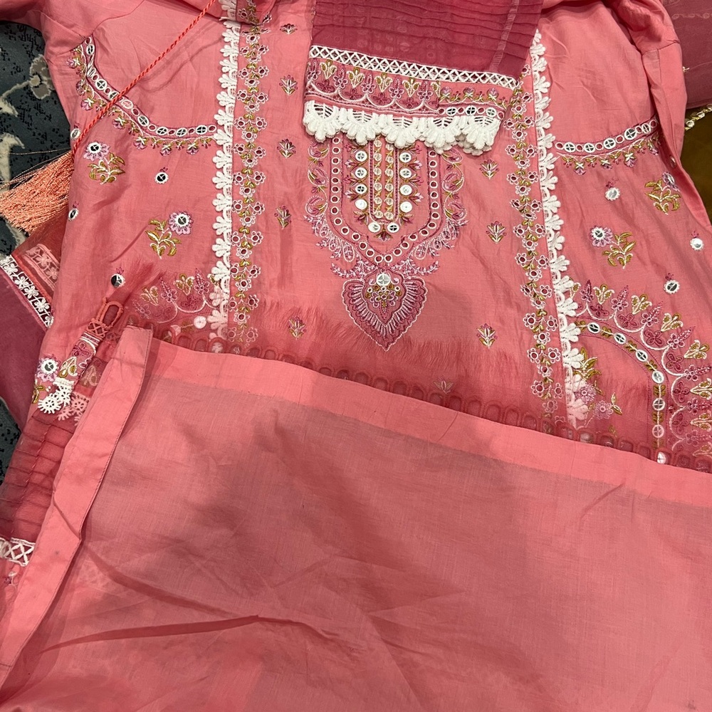 New 3 piece Pakistani dress Sobia nazir cl - Picture 2 of 10